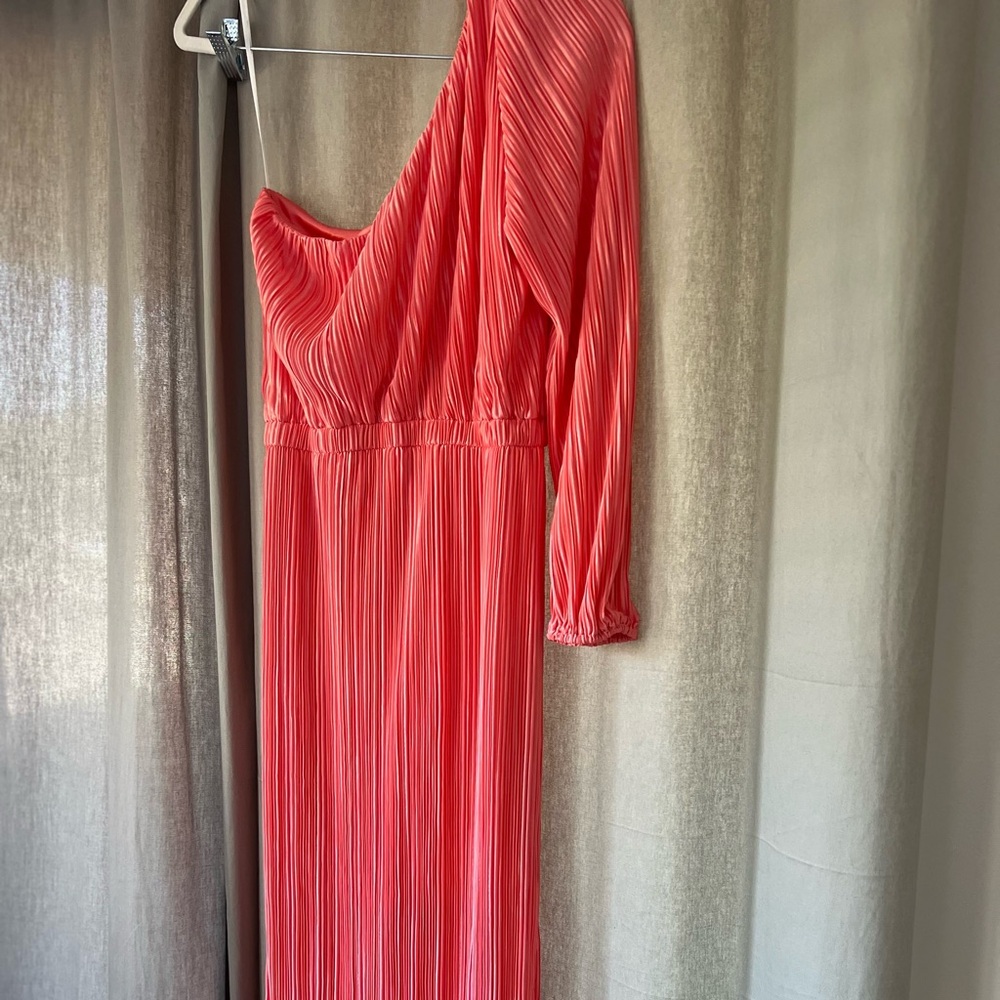 Petal & Pup Pontee One Shoulder Pleated Midi Dress